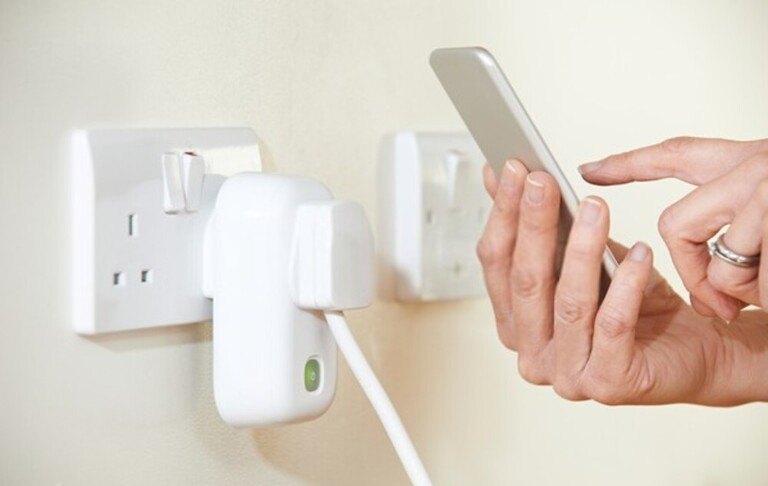 Energy Efficient Projects to Lower Your Monthly Electric Bill Energy Efficient Projects to Lower Your Monthly Electric Bill