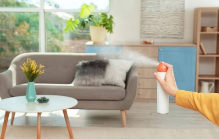 10 Ways To Make Your Bathroom Smell Like A Spa 10 Ways To Make Your Bathroom Smell Like A Spa
