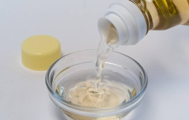 10 Ways To Make Your Bathroom Smell Like A Spa 10 Ways To Make Your Bathroom Smell Like A Spa