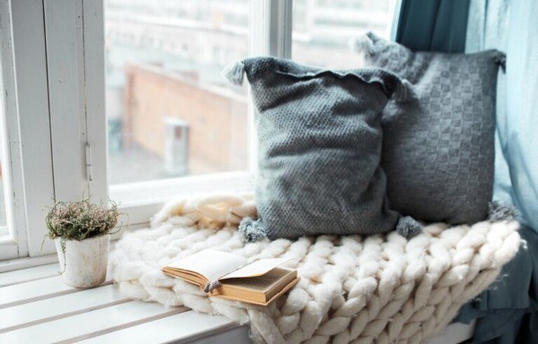 Best Ideas for a Living Room without a Sofa (Alternative Seating) Best Ideas for a Living Room without a Sofa (Alternative Seating)