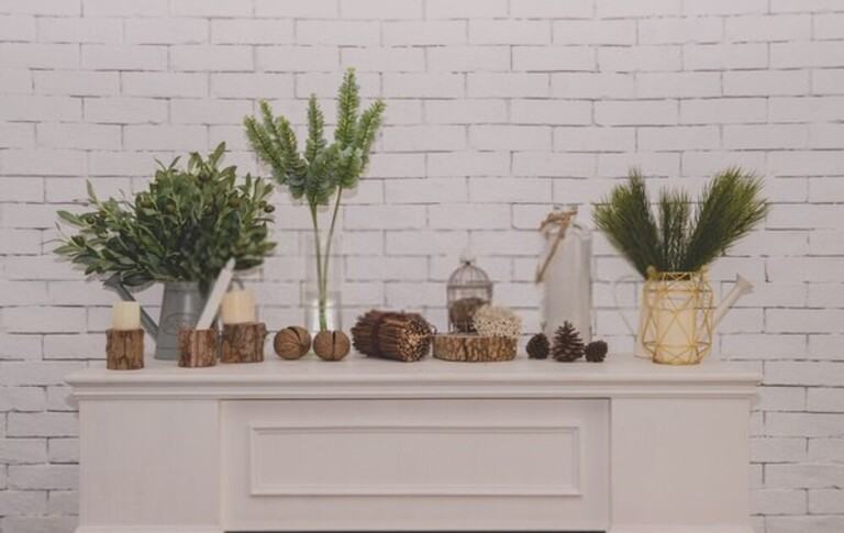 Creative Fireplace Mantel Ideas to Decorate for Every Occasion Creative Fireplace Mantel Ideas to Decorate for Every Occasion