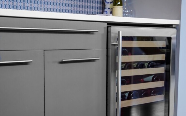 Simple Kitchen Design Ideas For Wine Lovers Simple Kitchen Design Ideas For Wine Lovers