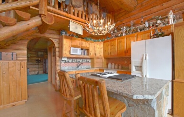 Design Tips for a Spanish-Style Kitchen Design Tips for a Spanish-Style Kitchen