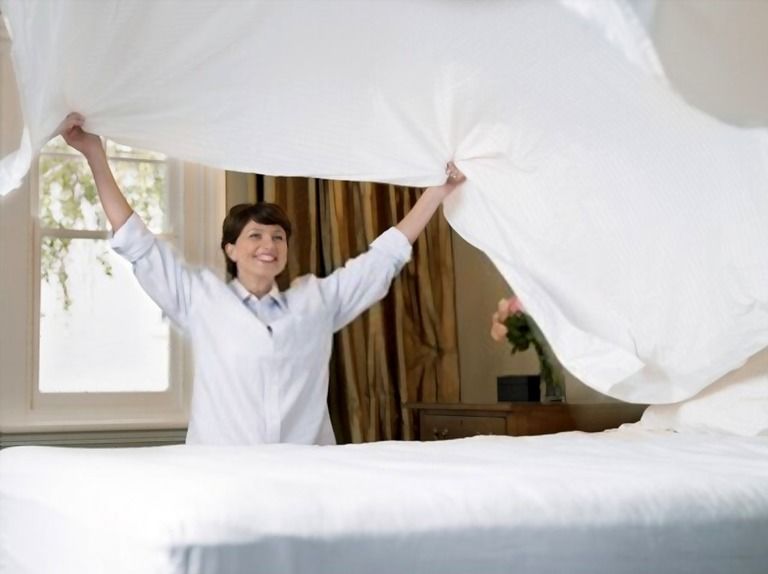 How To Cool Down A Room Without An Air Conditioner? How To Cool Down A Room Without An Air Conditioner?
