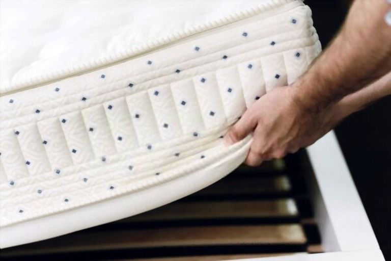 How Can You Arrange Your Bedroom For A Restful Night's Sleep? How Can You Arrange Your Bedroom For A Restful Night's Sleep?