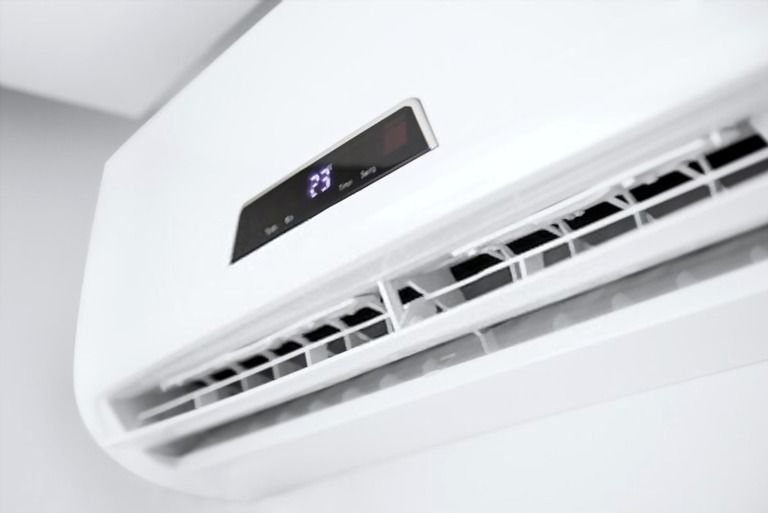 How Can I Purify The Air In My Home Naturally? How Can I Purify The Air In My Home Naturally?