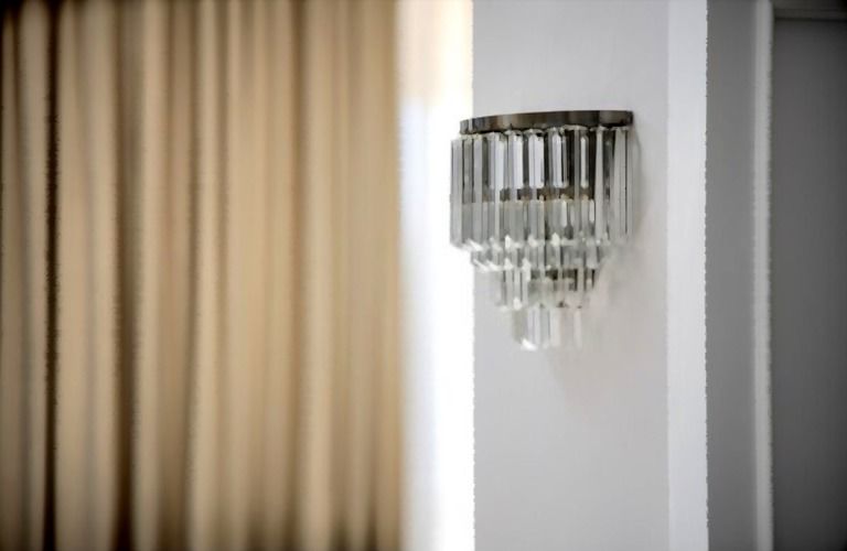 How To Light A Living Room With No Overhead Lighting? How To Light A Living Room With No Overhead Lighting?